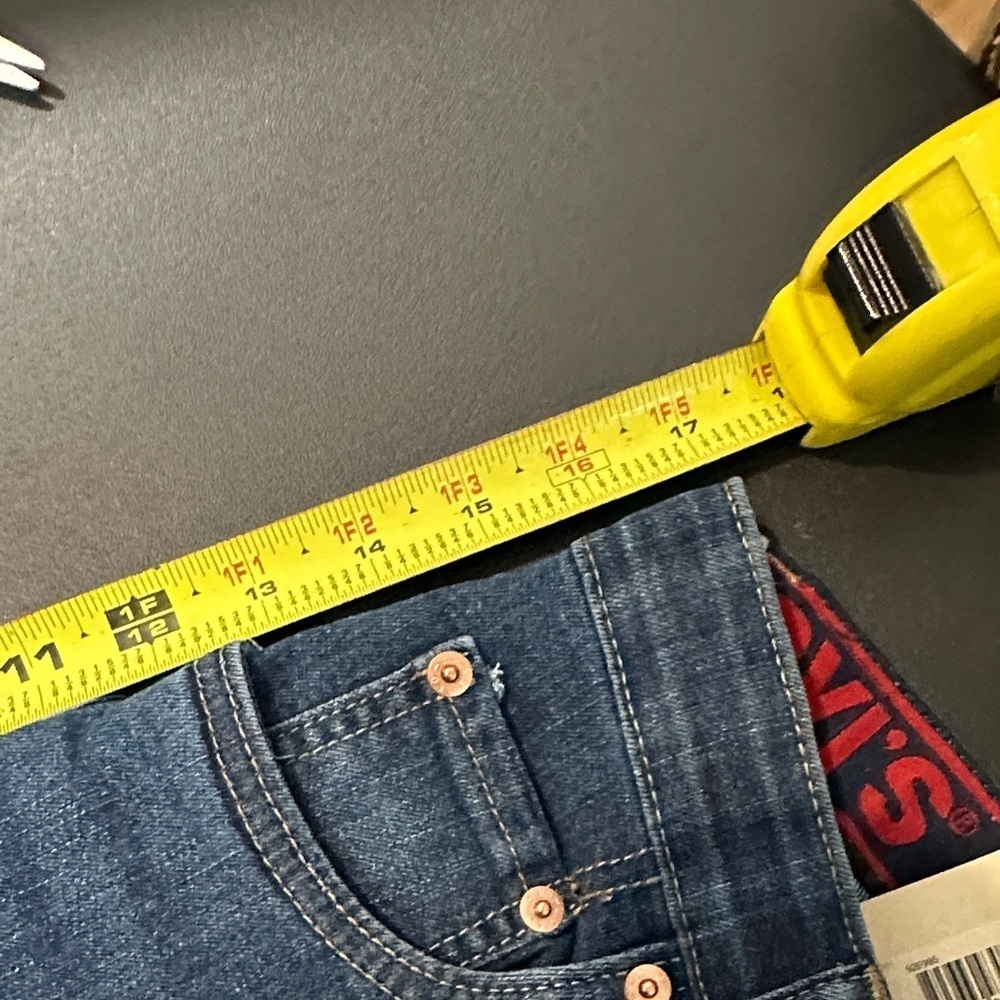 NWT. Levi's Kids Denim Shorts - Blue - Picture 6 of 6